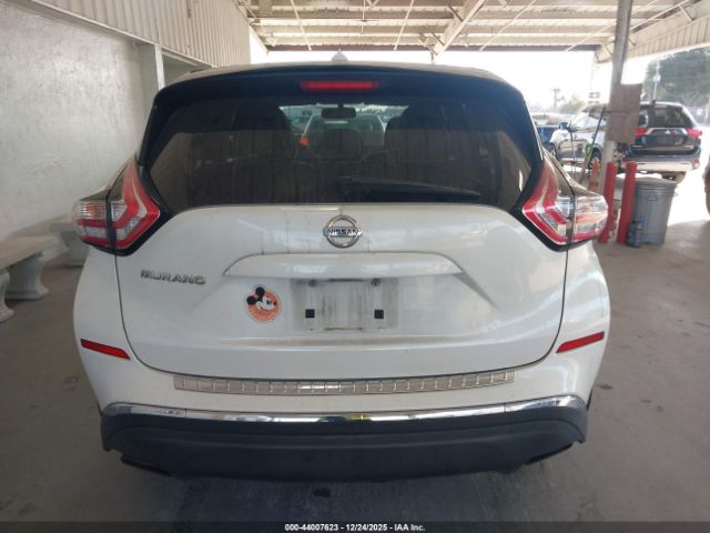 Nissan Murano S Image 16