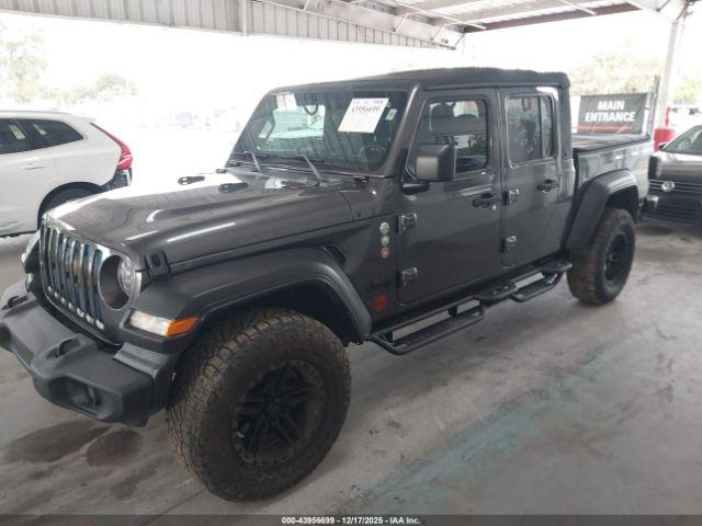 Jeep Gladiator Sport 4x4 Image 13