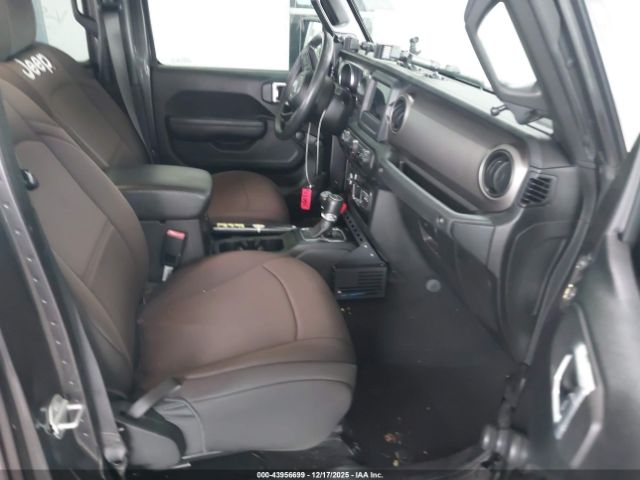 Jeep Gladiator Sport 4x4 Image 4