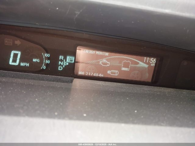 Toyota Prius Two Image 5