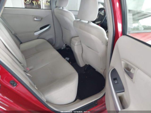 Toyota Prius Two Image 3