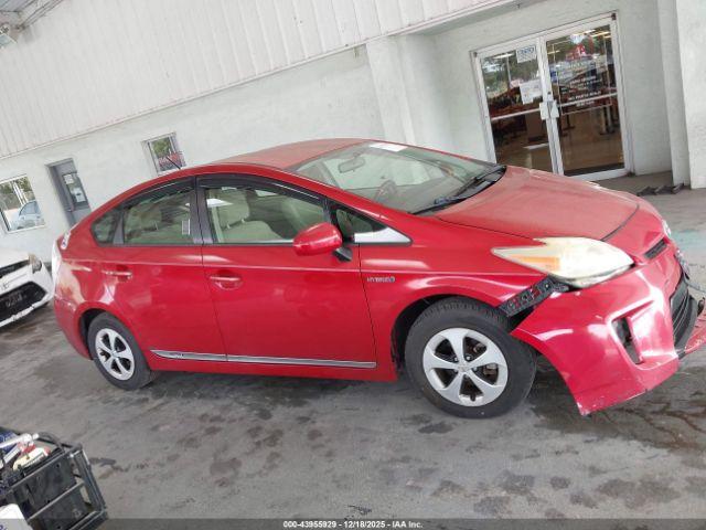 Toyota Prius Two Image 10