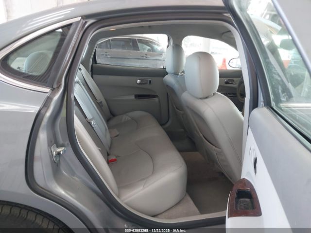 Buick LaCrosse Cxl Image 12