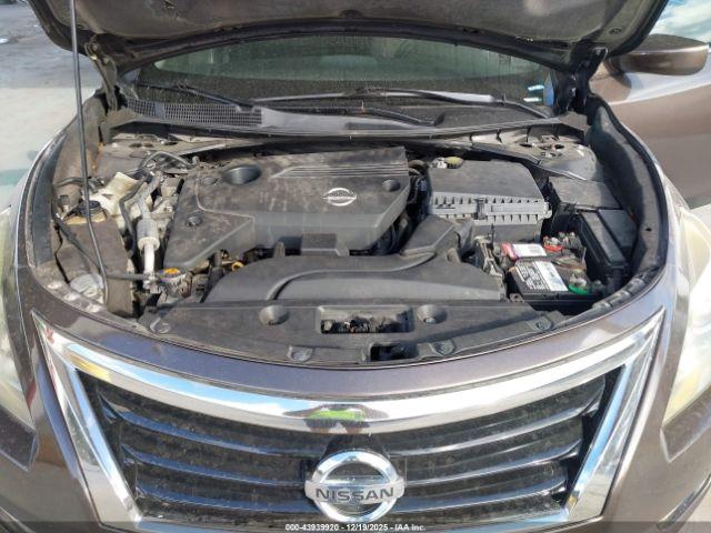 Nissan Altima 2.5 S Image 4