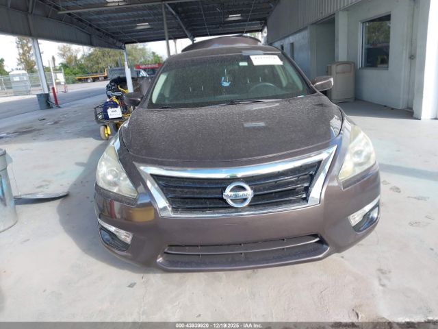 Nissan Altima 2.5 S Image 8