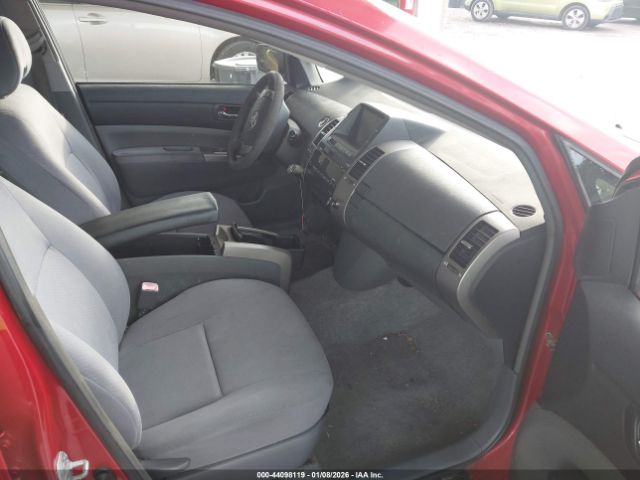 Toyota Prius Touring Image 8