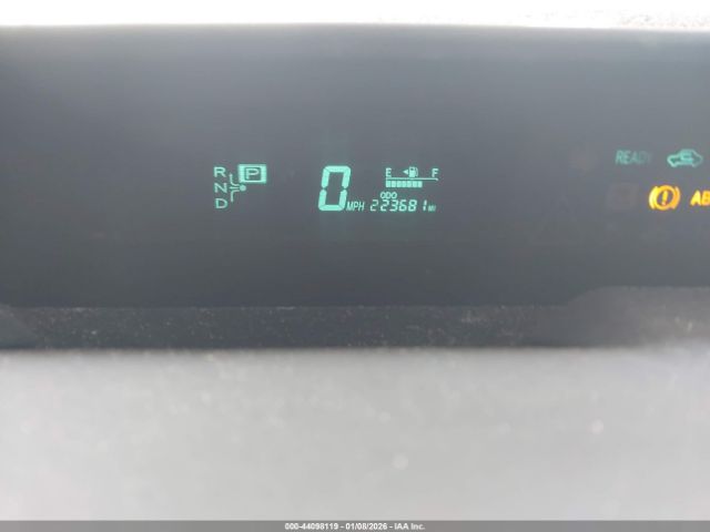 Toyota Prius Touring Image 4