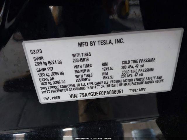 Tesla Model Y Image 9