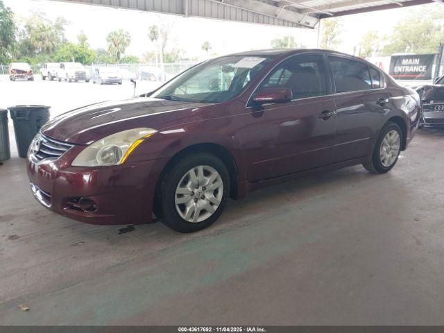 Nissan Altima 2.5 S Image 8