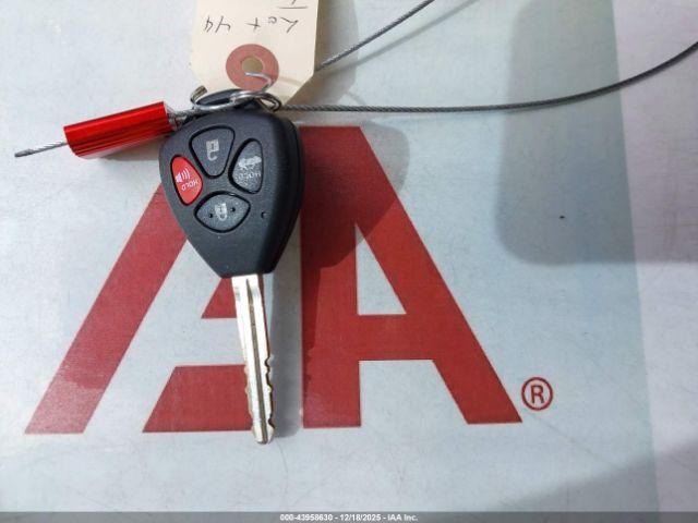 Toyota Camry Se Image 5