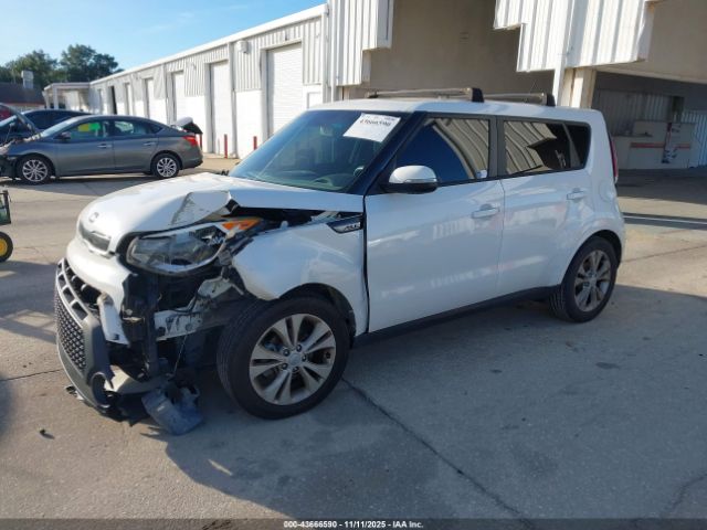Kia Soul + Image 11