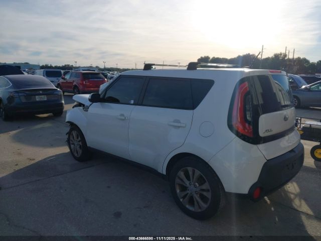 Kia Soul + Image 12