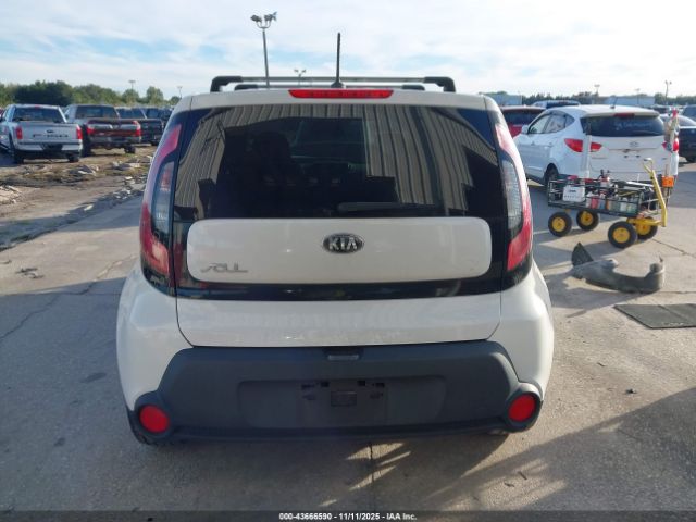 Kia Soul + Image 7