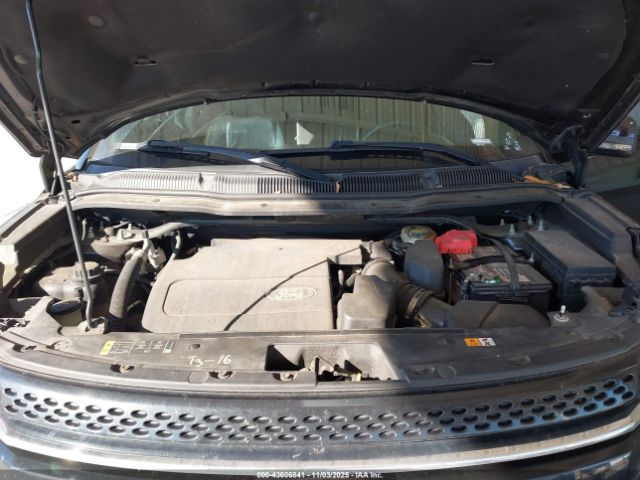 Ford Explorer Limited Image 10