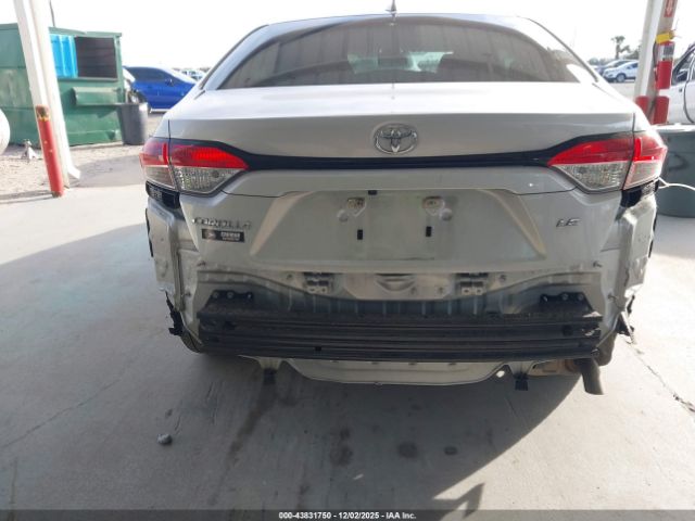 Toyota Corolla Le Image 2