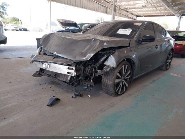 Nissan Altima 2.5 Sr Image 9