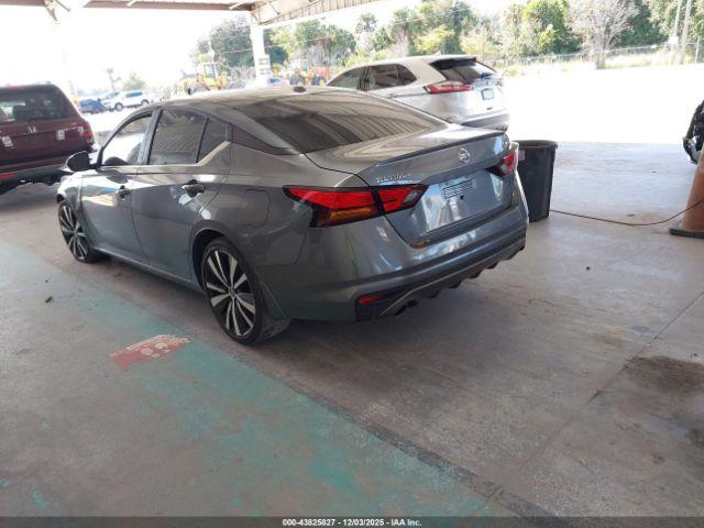 Nissan Altima 2.5 Sr Image 15