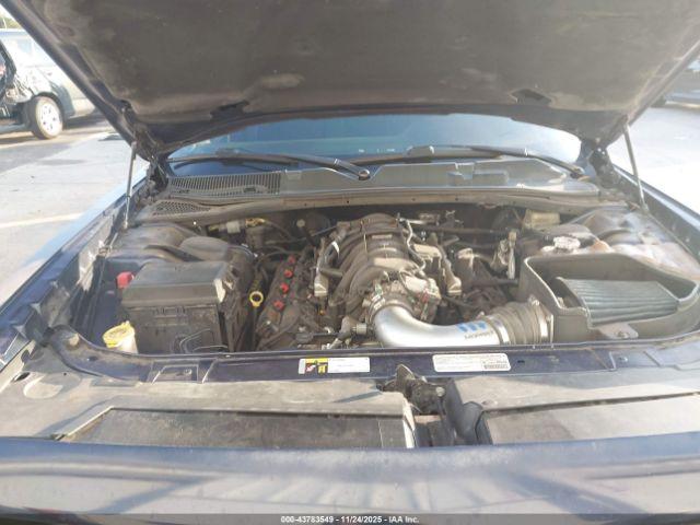 Dodge Challenger Image 8