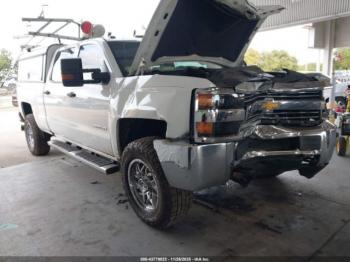  Salvage Chevrolet Silverado 2500