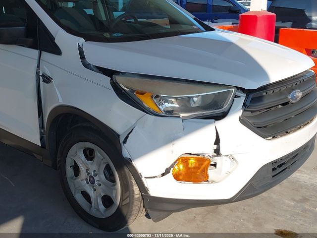 Ford Escape S Image 15