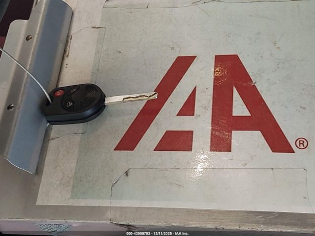 Ford Escape S Image 13