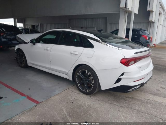 Kia K5 Gt-line Image 12