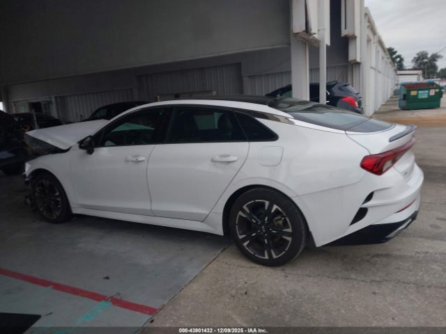 Kia K5 Gt-line Image 10