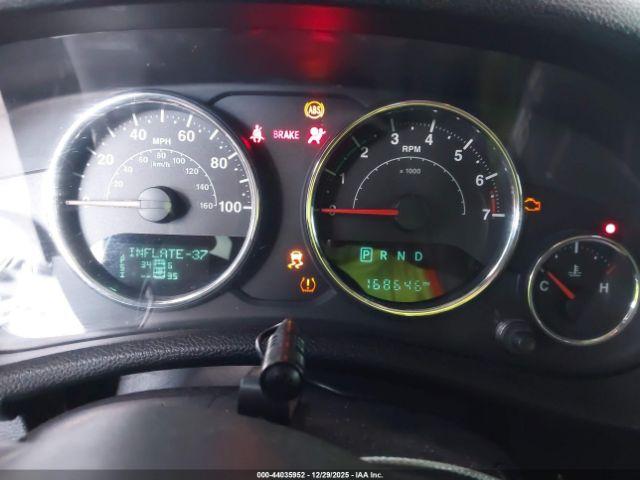 Jeep Wrangler Willys Wheeler Image 8