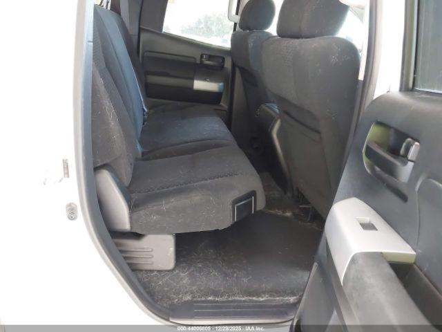 Toyota Tundra Sr5 5.7l V8 Image 7