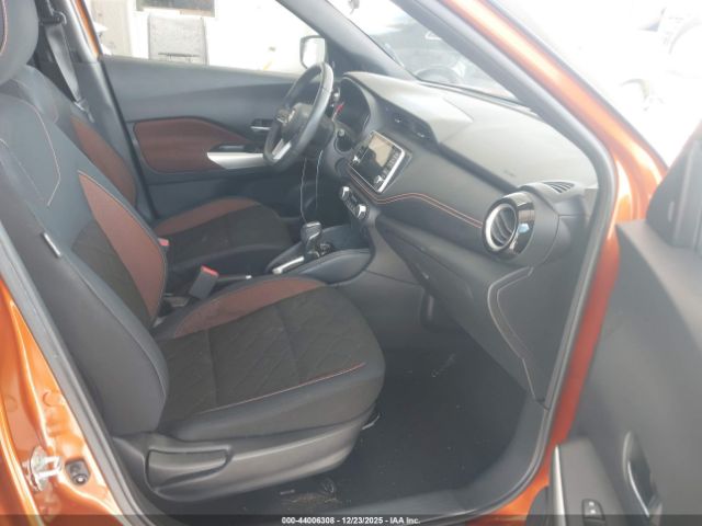 Nissan Kicks Sr Image 7