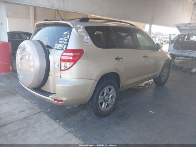 Toyota RAV4 Image 16