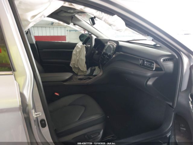 Toyota Camry Xse Image 10