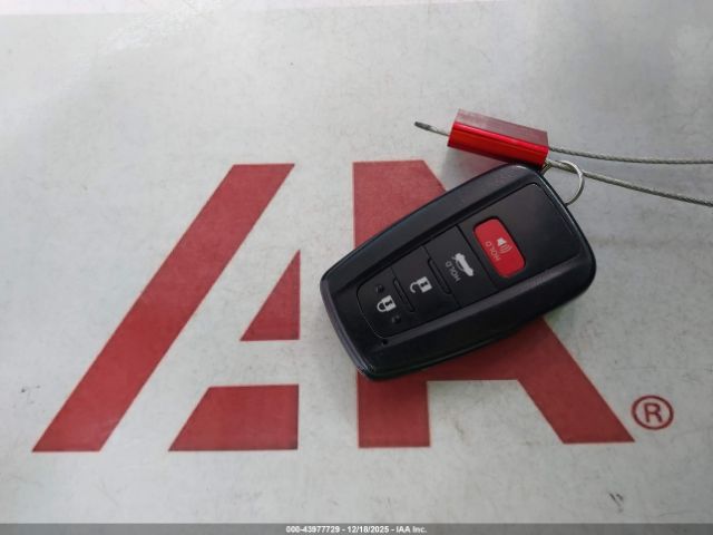 Toyota Camry Xse Image 9