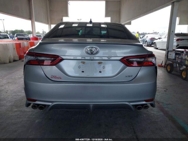 Toyota Camry Xse Image 14