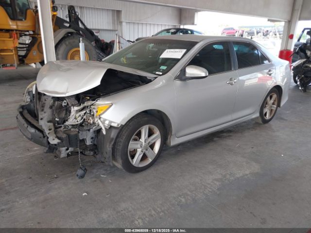 Toyota Camry Se Image 4