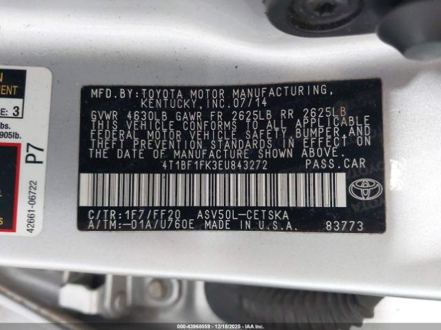 Toyota Camry Se Image 17