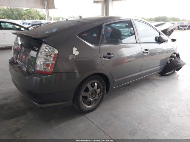 Toyota Prius Touring Image 3