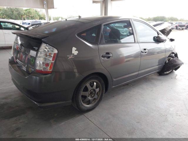 Toyota Prius Touring Image 3