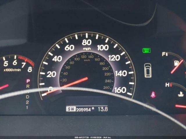 Honda Odyssey Touring Image 4