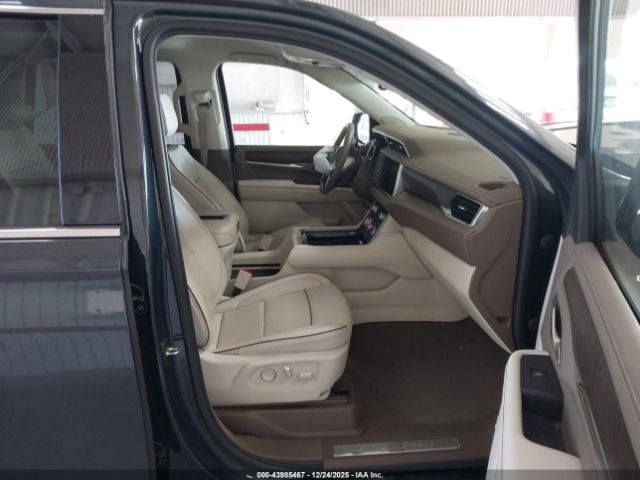 GMC Yukon 2wd Denali Image 13